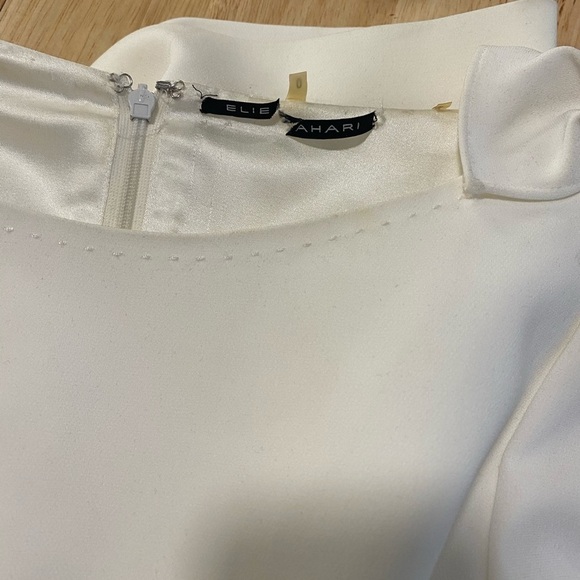 Elie Tahari jewel cuff split sleeve white dress - Picture 11 of 12